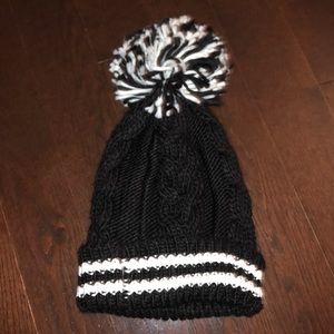Steve Madden Knit winter hat